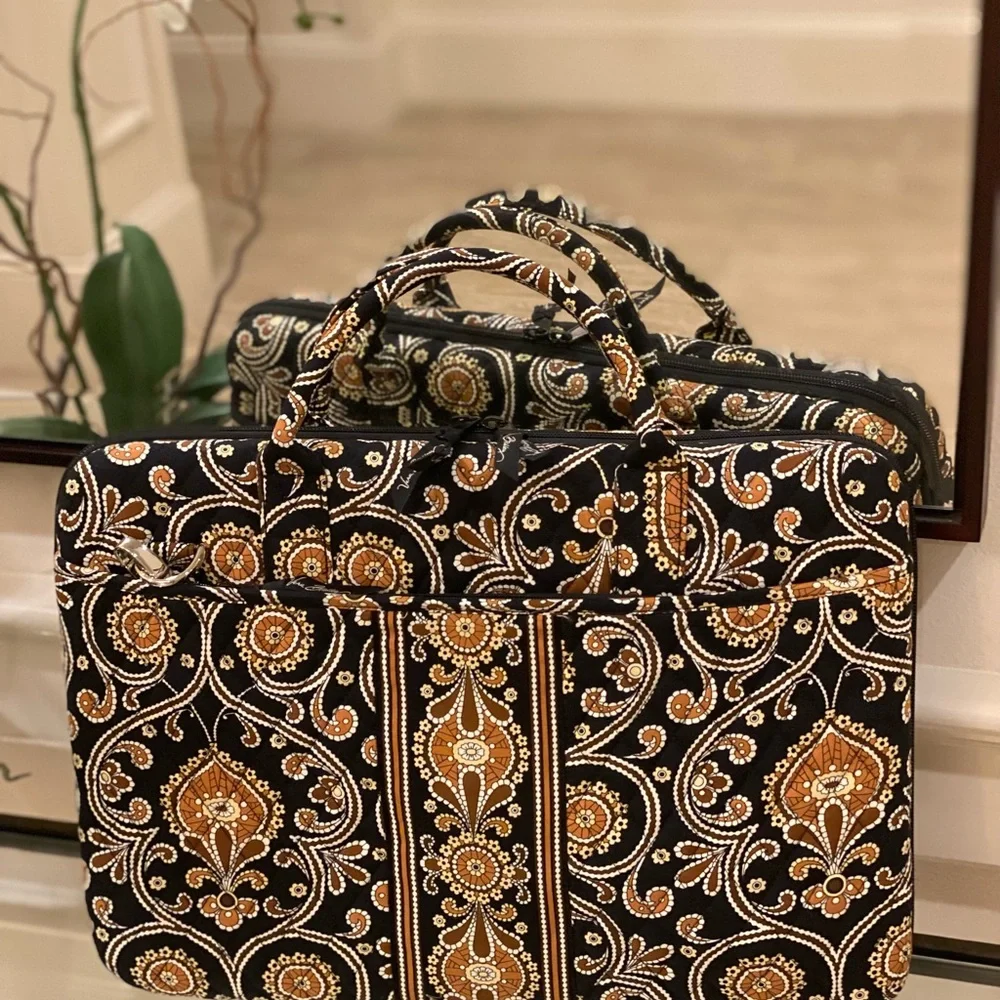*NEW* Never Used VINTAGE “VERA BRADLEY” Laptop Portfolio Hard Case Computer Bag